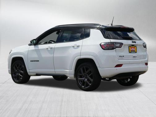 Bright White Clearcoat 2025 Jeep Compass Limited