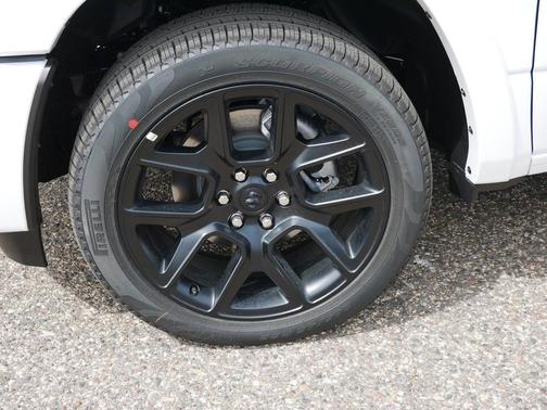 Bright White Clearcoat 2026 RAM 1500 Laramie