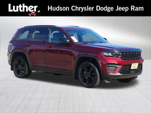 Velvet Red Pearlcoat 2023 Jeep Grand Cherokee Altitude