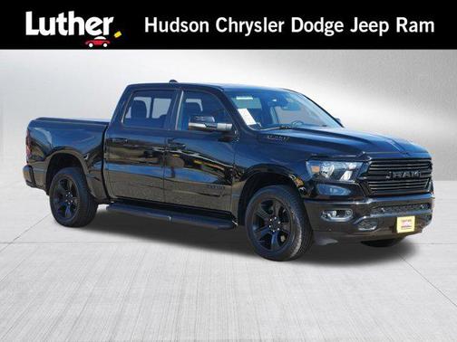 Diamond Black Crystal Pearlcoat 2021 RAM 1500 Big Horn/Lone Star