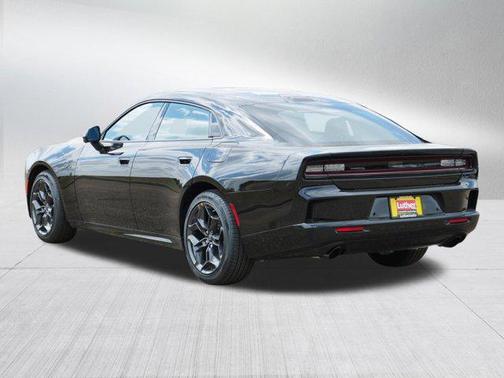 Diamond Black Crystal Pearlcoat 2026 Dodge Charger R/T