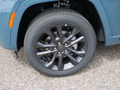 Steel Blue 2026 Jeep Grand Cherokee Limited