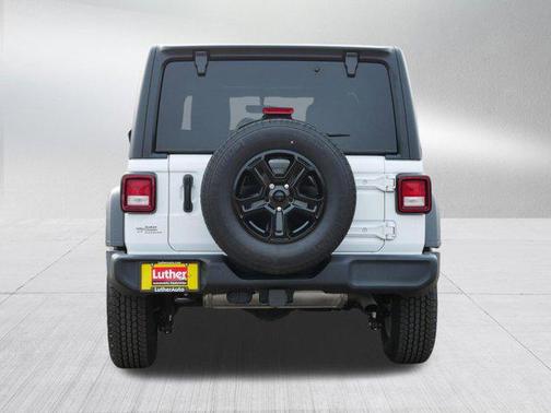 Bright White Clearcoat 2022 Jeep Wrangler Unlimited Sport