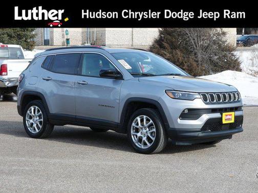2024 Jeep Compass Latitude Lux