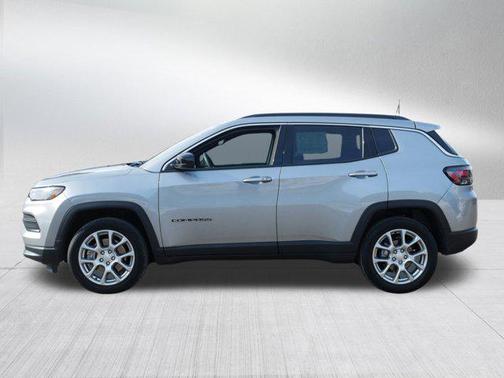 2024 Jeep Compass Latitude Lux