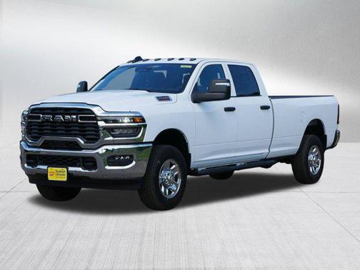 2025 RAM 2500 Tradesman Crew Cab 4x4 8' Box