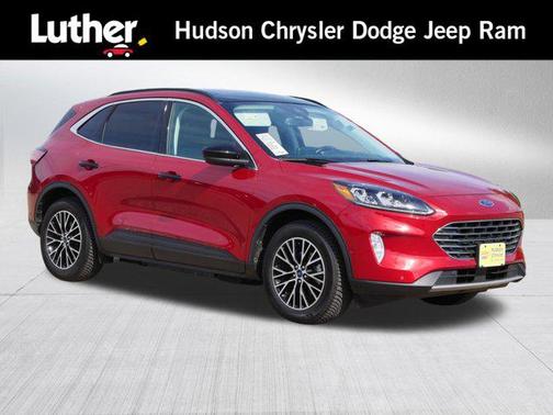 2022 Ford Escape Titanium