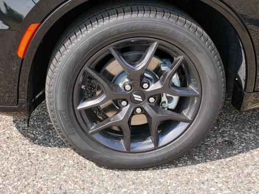 DB Black Clearcoat 2026 Dodge Durango GT Plus