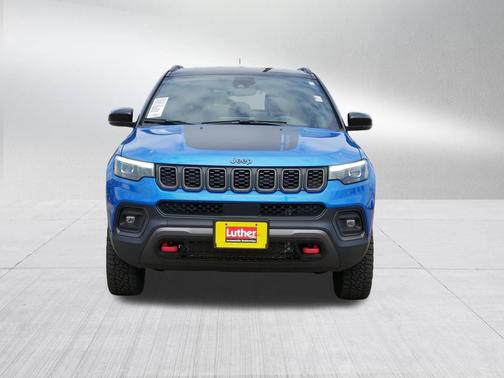 Hydro Blue Pearlcoat 2025 Jeep Compass Trailhawk