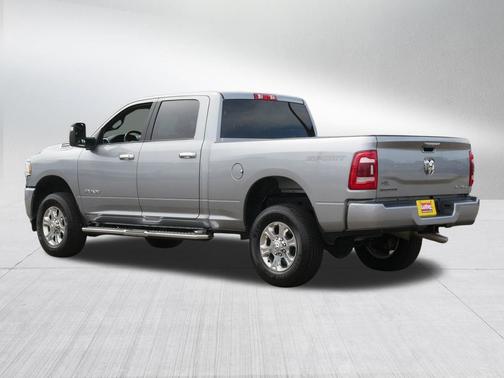 Billet Silver Metallic Clearcoat 2024 RAM 2500 Big Horn Crew Cab 4x4 6'4' Box
