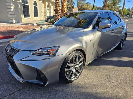 2018 Lexus IS 300 Base