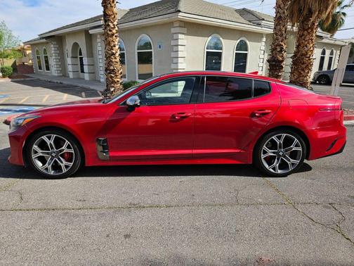 2018 Kia Stinger GT2