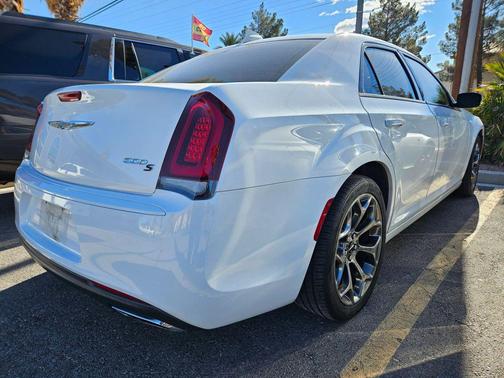 2015 Chrysler 300 S
