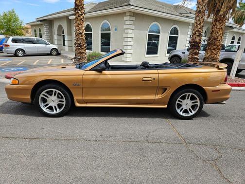 1997 Ford Mustang GT