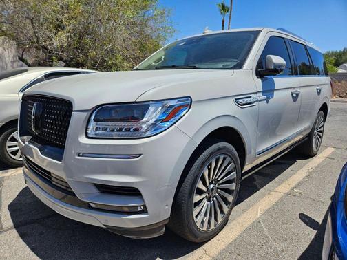 Ceramic Pearl 2020 Lincoln Navigator Reserve