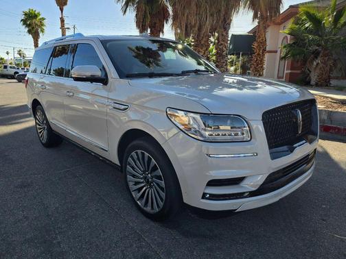 Ceramic Pearl 2020 Lincoln Navigator Reserve