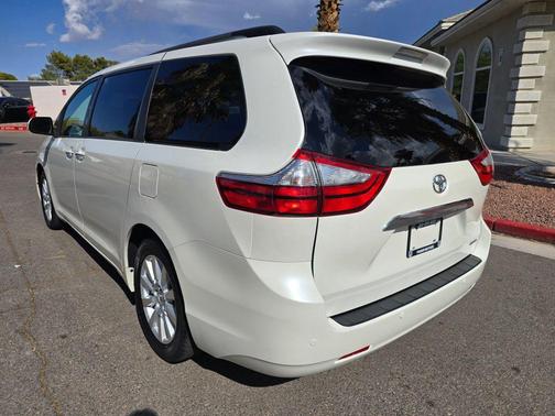 2017 Toyota Sienna Limited