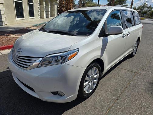 2017 Toyota Sienna Limited