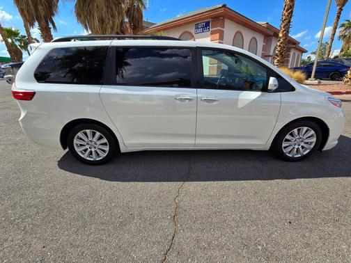 2017 Toyota Sienna Limited