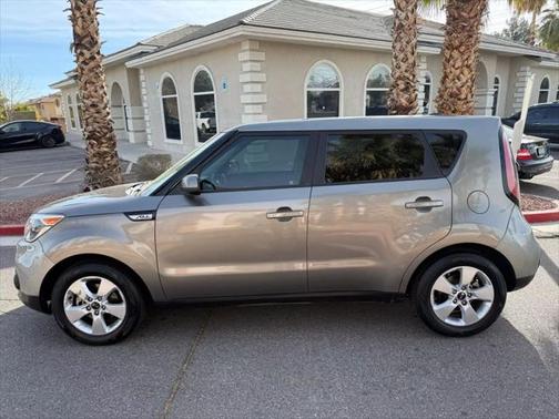 2019 Kia Soul Base