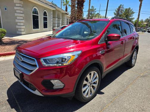 Ruby Red Metallic Tinted Clearcoat 2019 Ford Escape SEL