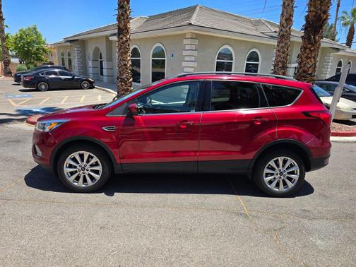 Ruby Red Metallic Tinted Clearcoat 2019 Ford Escape SEL
