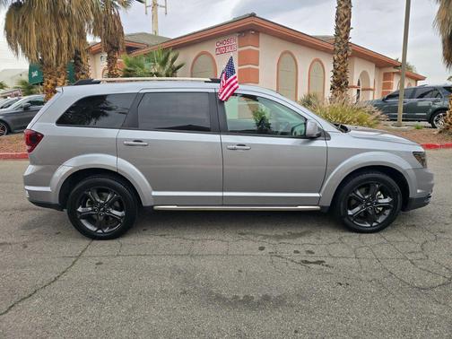 2018 Dodge Journey Crossroad