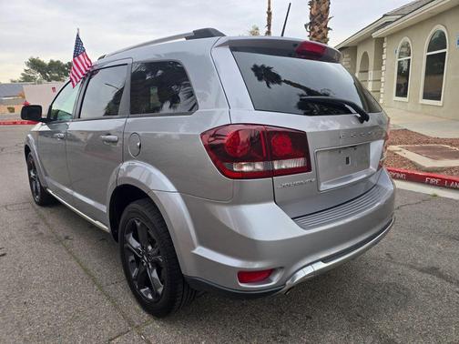 2018 Dodge Journey Crossroad