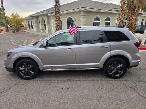2018 Dodge Journey Crossroad