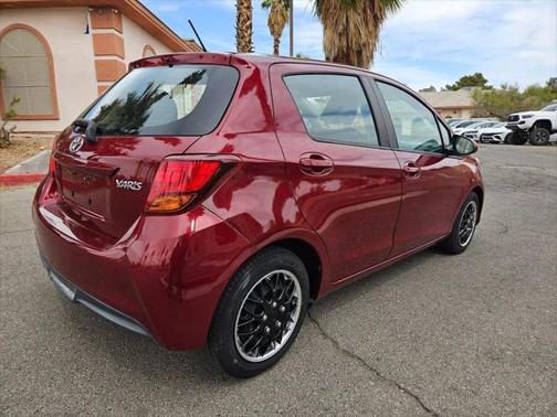 2017 Toyota Yaris L