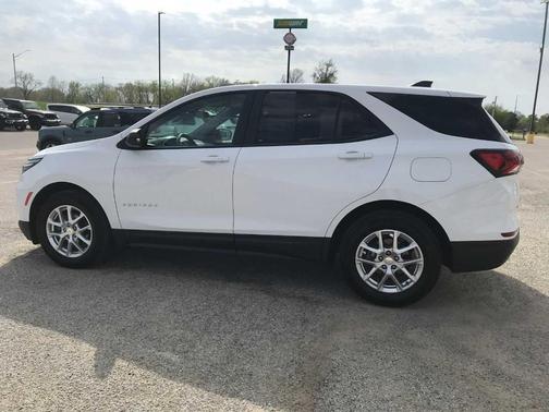 Summit White 2024 Chevrolet Equinox LS