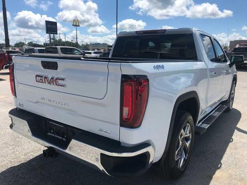 Glacier White 2026 GMC Sierra 1500 SLT