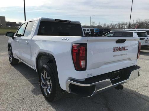 Summit White 2026 GMC Sierra 1500 SLE