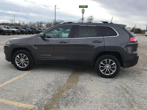 Granite Crystal Clearcoat Metallic 2021 Jeep Cherokee Latitude Lux