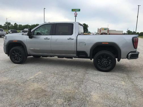 Sterling 2026 GMC Sierra 2500 AT4