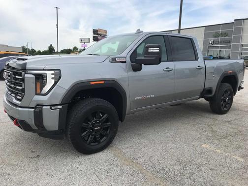 Sterling 2026 GMC Sierra 2500 AT4