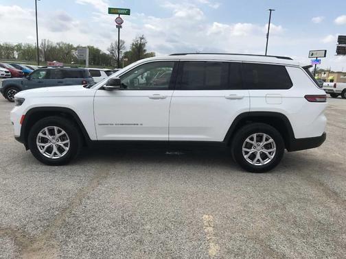Bright White Clearcoat 2021 Jeep Grand Cherokee L Limited