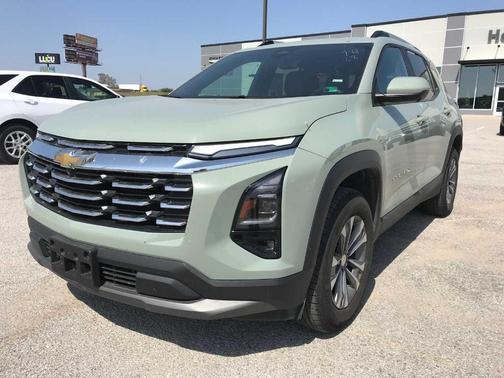 Green 2025 Chevrolet Equinox LT