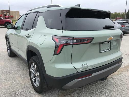 Green 2025 Chevrolet Equinox LT