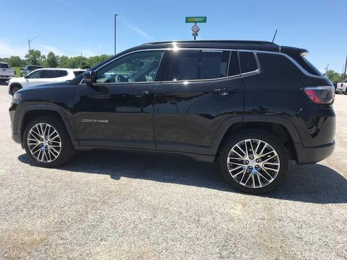 Diamond Black 2023 Jeep Compass Limited