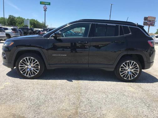 Diamond Black 2023 Jeep Compass Limited