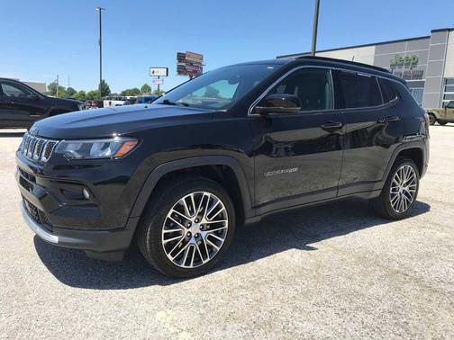 Diamond Black 2023 Jeep Compass Limited