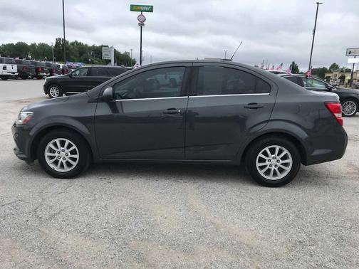 Nightfall Gray Metallic 2018 Chevrolet Sonic LT