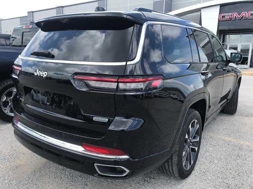 Diamond Black 2022 Jeep Grand Cherokee L Overland