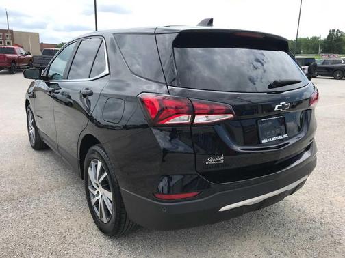 Mosaic Black Metallic 2024 Chevrolet Equinox LT