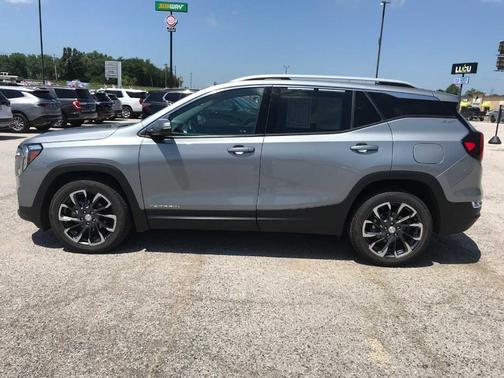 Sterling 2023 GMC Terrain SLT