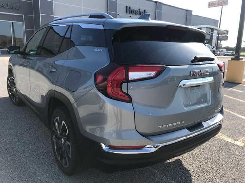 Sterling 2023 GMC Terrain SLT