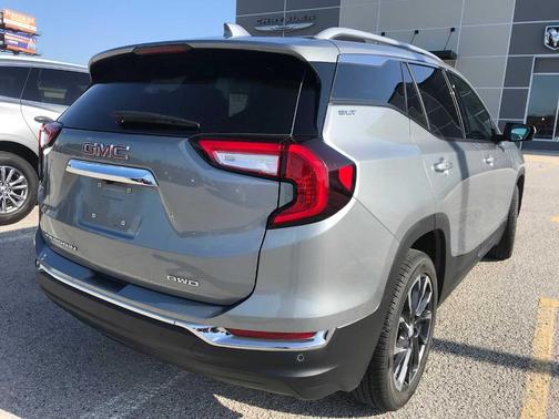 Sterling 2023 GMC Terrain SLT