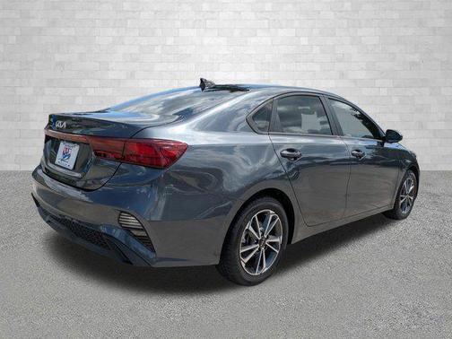 Gravity Gray 2022 Kia Forte LXS