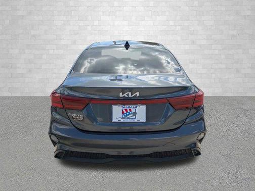 Gravity Gray 2022 Kia Forte LXS